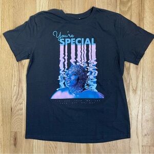 Lizzo T-Shirt Med Gray You’re Special Music Singer Artist Pop Soul Band Tee